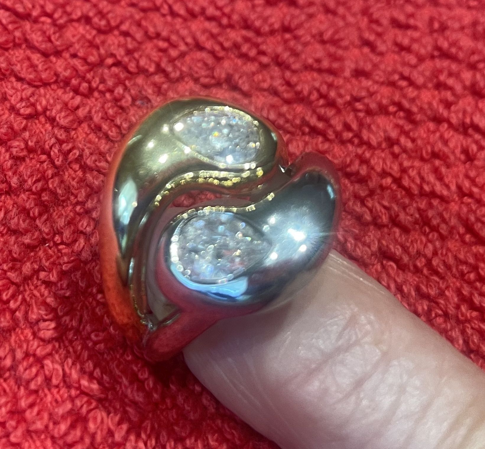 Gold and Silver Ring, yin and yang pattern, size 6