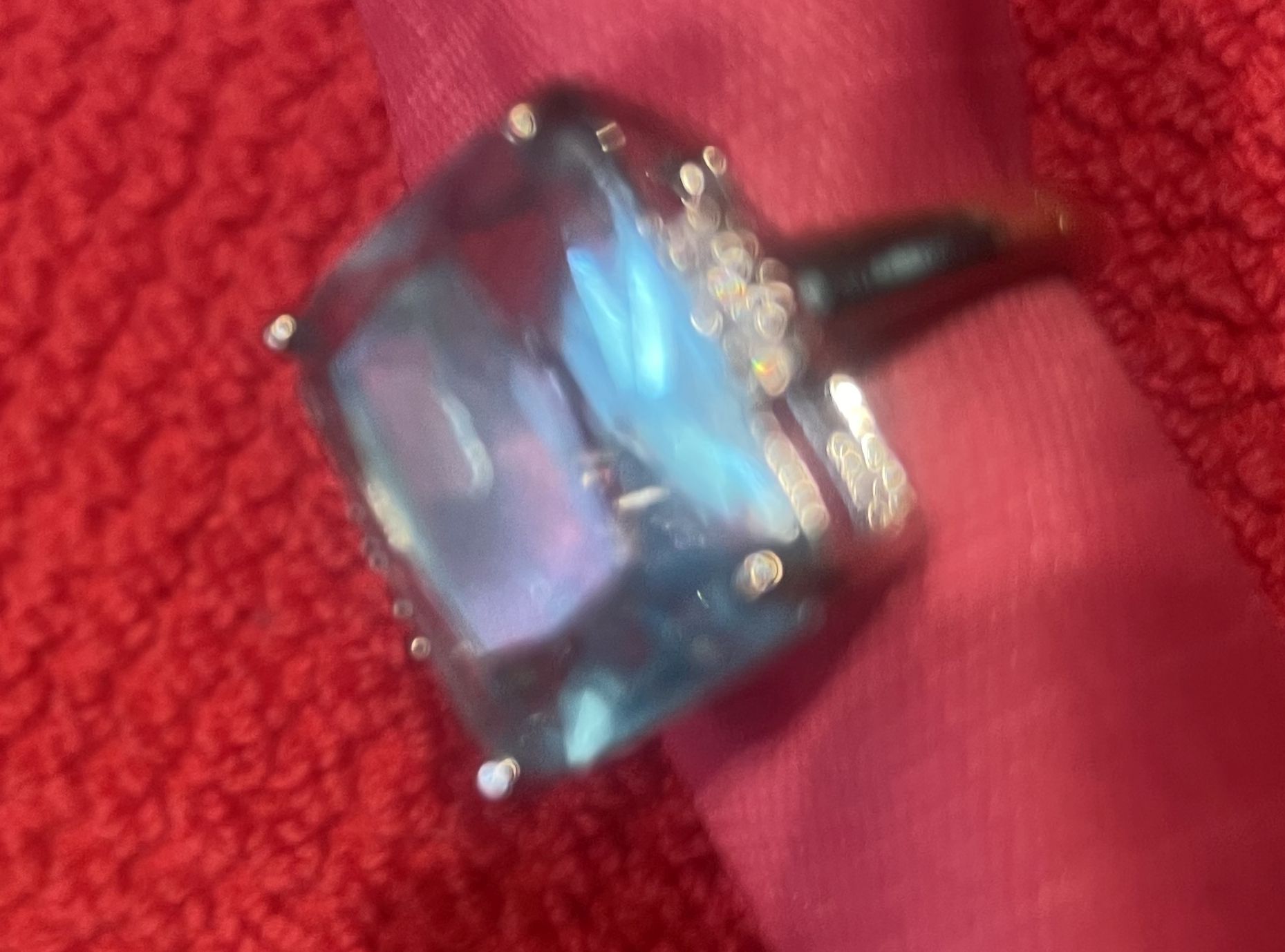 White Gold Ring, large cocktail style, Topaz stone with 6 white crystals, size 6
